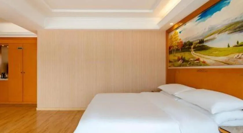 Bed in Vienna Hotel Chongqing West Station Southwesten Hospital