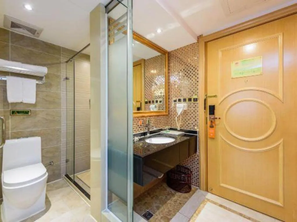 Vienna Hotel Nanning Anji Wanda 33rd Middle School Metro Station