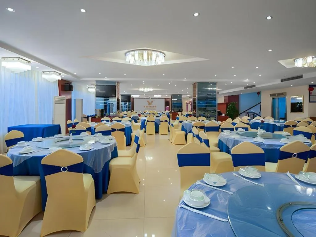 Vienna Hotel Nanning Anji Wanda 33rd Middle School Metro Station