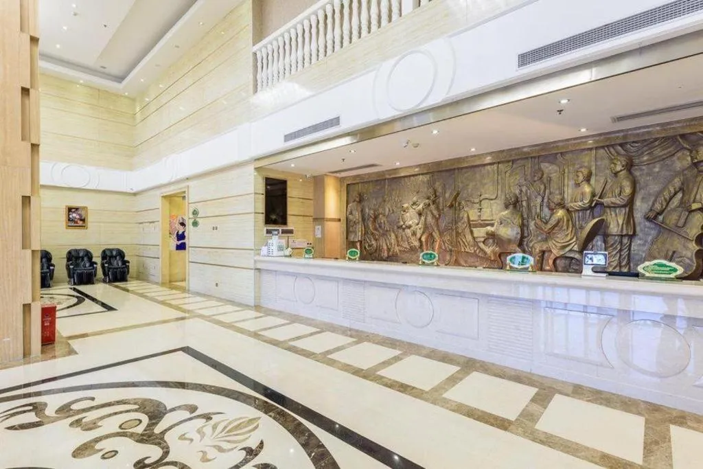 Vienna Hotel Nanning Anji Wanda 33rd Middle School Metro Station