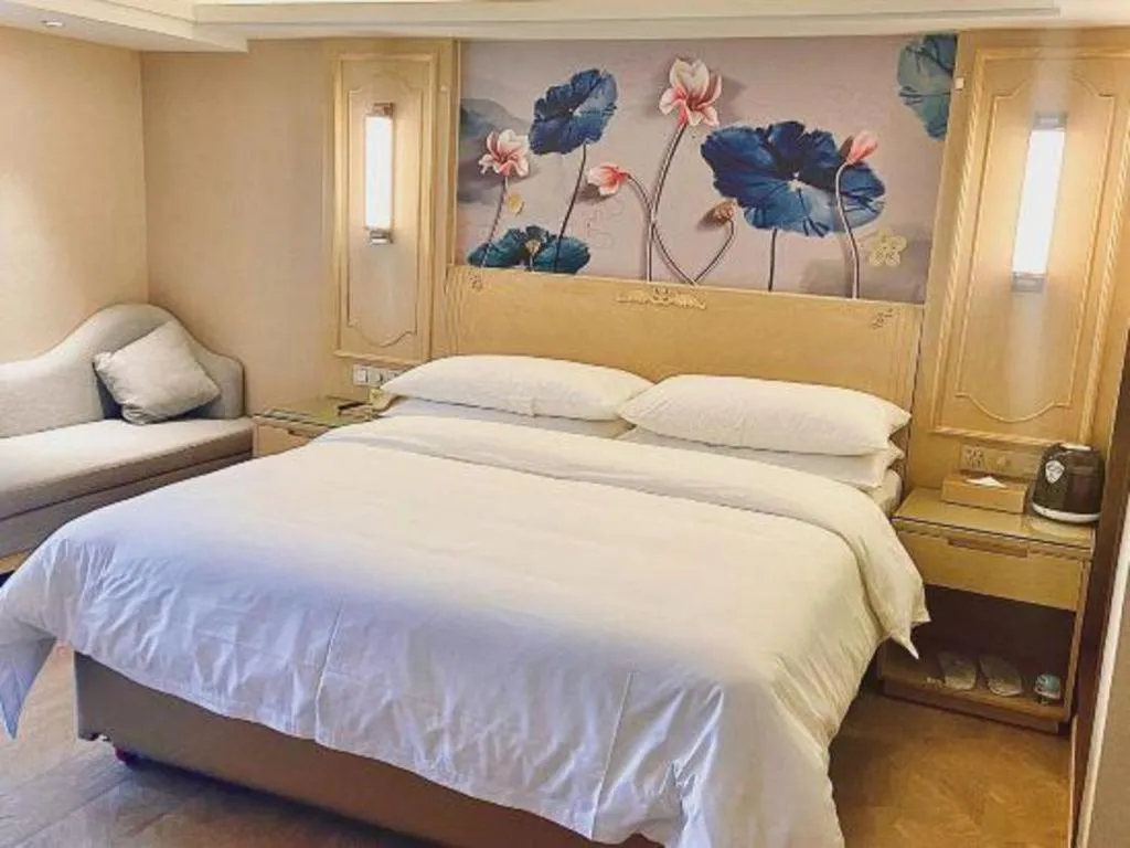 Bed in Vienna Hotel Chongqing Lijiatuo Pedestrian Street