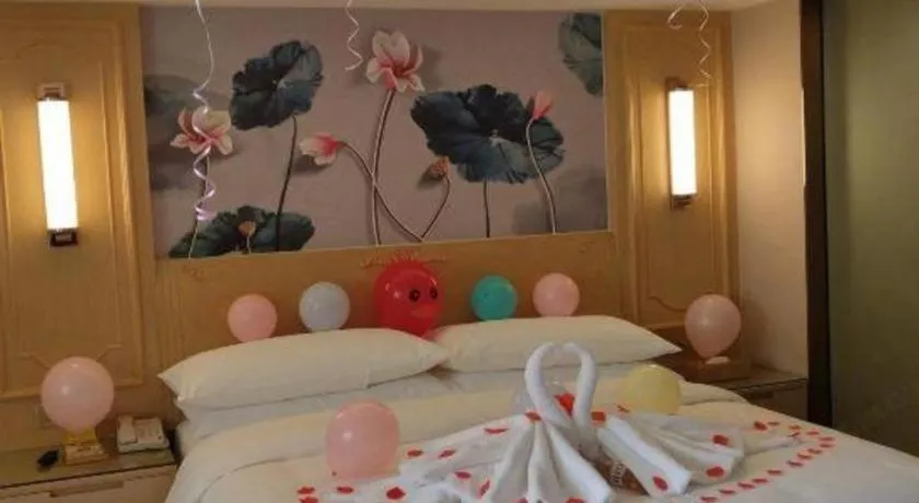 Bed in Vienna Hotel Chongqing Lijiatuo Pedestrian Street