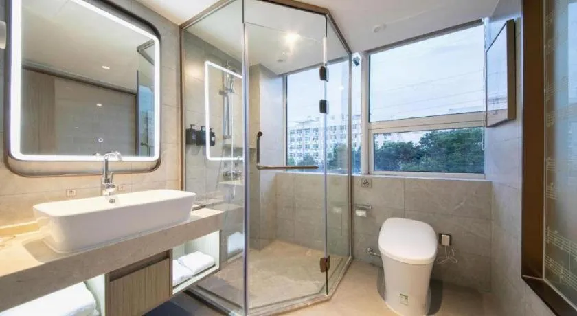 Vienna Hotel Hubei Jinzhou Changjiang University