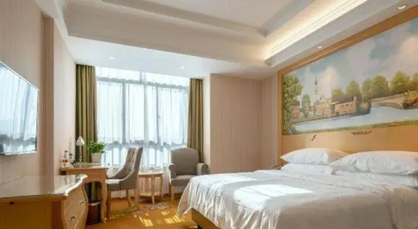 Bed in Vienna Hotel Anhui Jixi High-Speed Railway Station Bed in Vienna Hotel Anhui Jixi High-Speed Railway Station