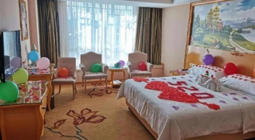 Bed in Vienna Hotel Guangxi Guilin Gongchengtianjie