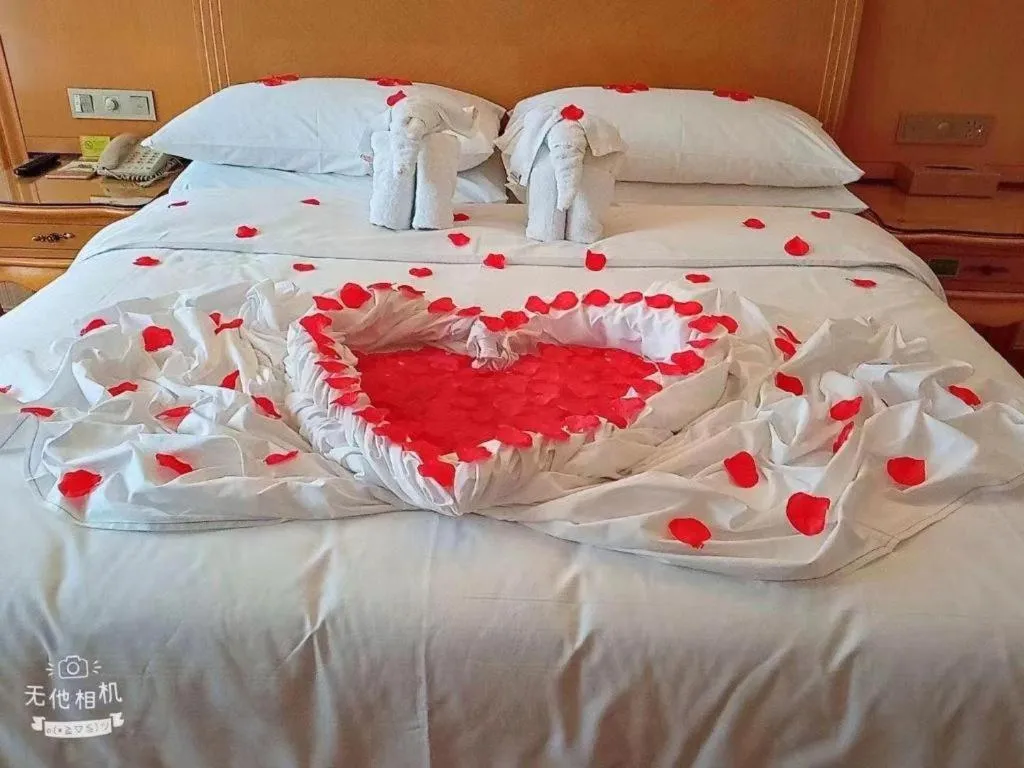 Bed in Vienna Hotel Guangxi Guilin Gongchengtianjie