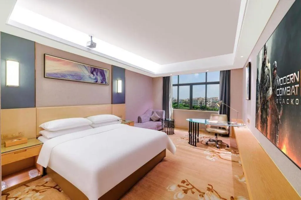Bed in Vienna Hotel Guangdong Zhongshan Xiaolan High-Speed Railway Station