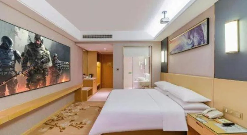 Bed in Vienna Hotel Guangdong Zhongshan Xiaolan High-Speed Railway Station