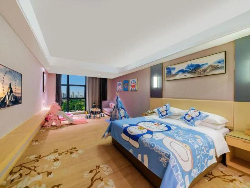 Bed in Vienna Hotel Guangdong Zhongshan Xiaolan High-Speed Railway Station