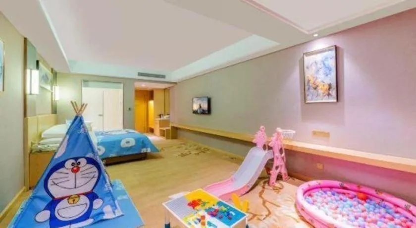 Bed in Vienna Hotel Guangdong Zhongshan Xiaolan High-Speed Railway Station