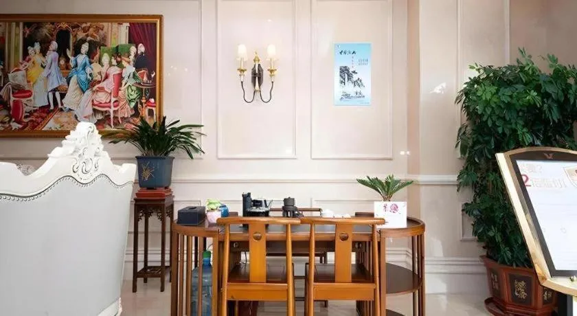 Vienna Hotel Xuzhou Junsheng Plaza Benteng Avenue Metro Station