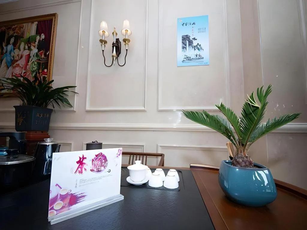 Vienna Hotel Xuzhou Junsheng Plaza Benteng Avenue Metro Station