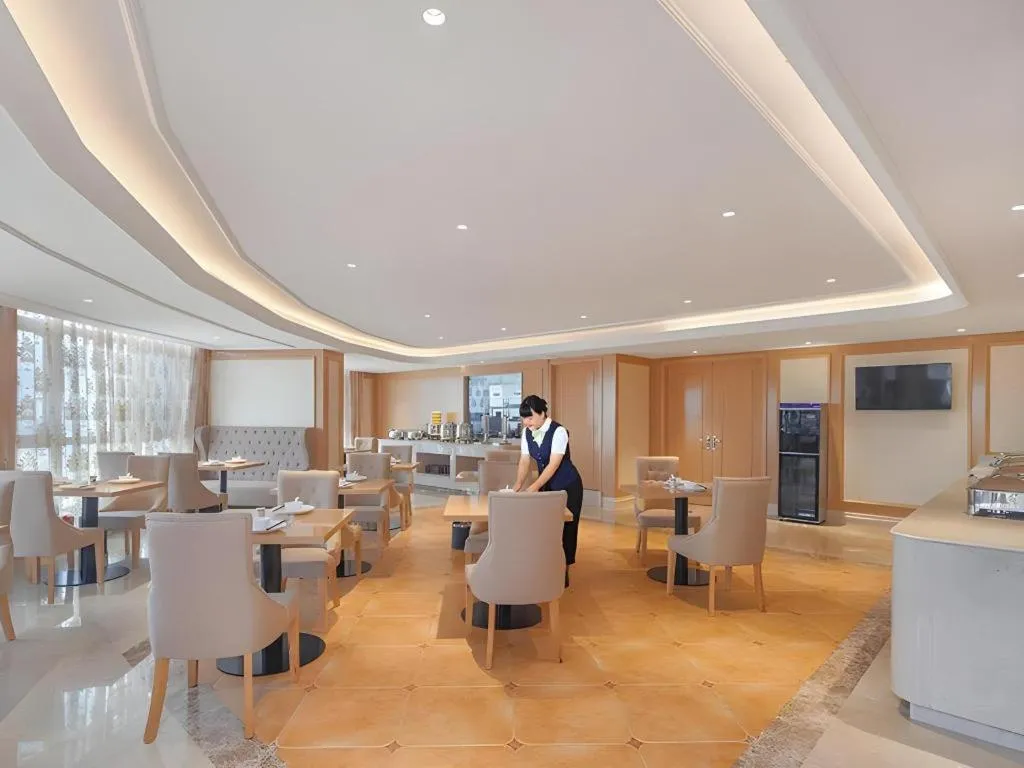 Vienna Hotel Hebei Cangzhou Suning Shenhua Road