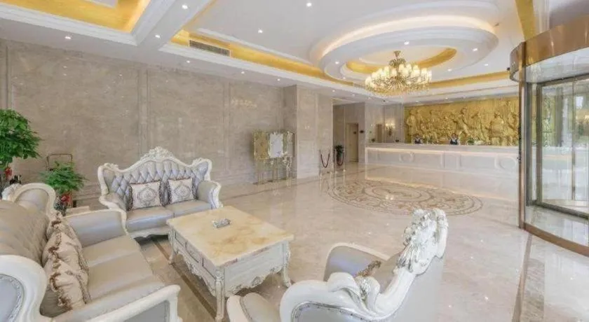 Vienna Hotel Fuzhou Changle Shouzhan Hangcheng Metro Station
