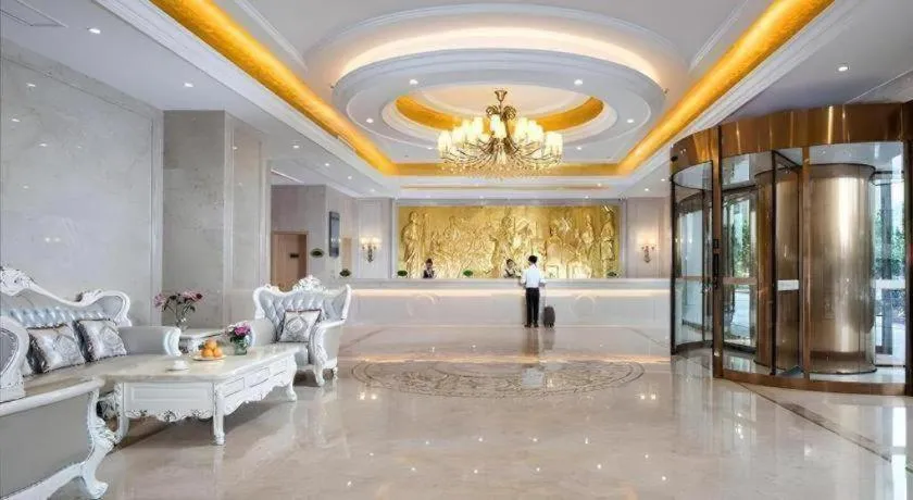 Vienna Hotel Fuzhou Changle Shouzhan Hangcheng Metro Station