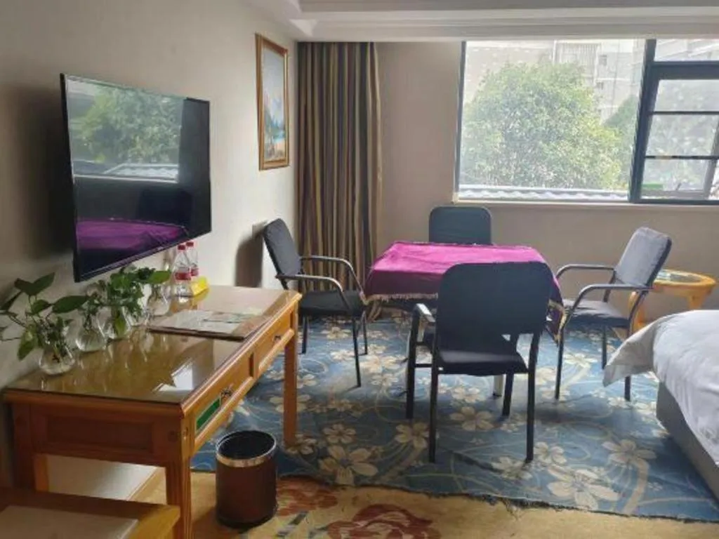 Bed in Vienna Hotel Guangxi Guilin Yongfu Station