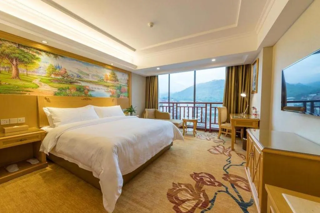 Bed in Vienna Hotel Guangxi Guilin Yongfu Station
