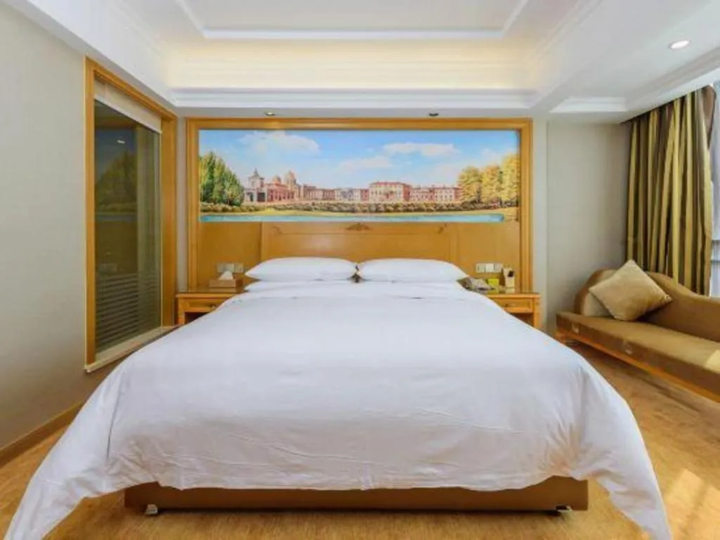Bed in Vienna Hotel Guangxi Guilin Yongfu Station