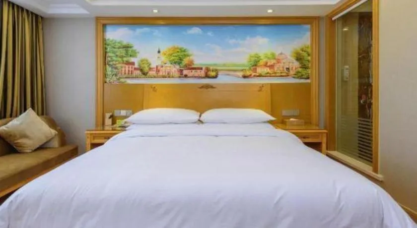 Bed in Vienna Hotel Guangxi Guilin Yongfu Station