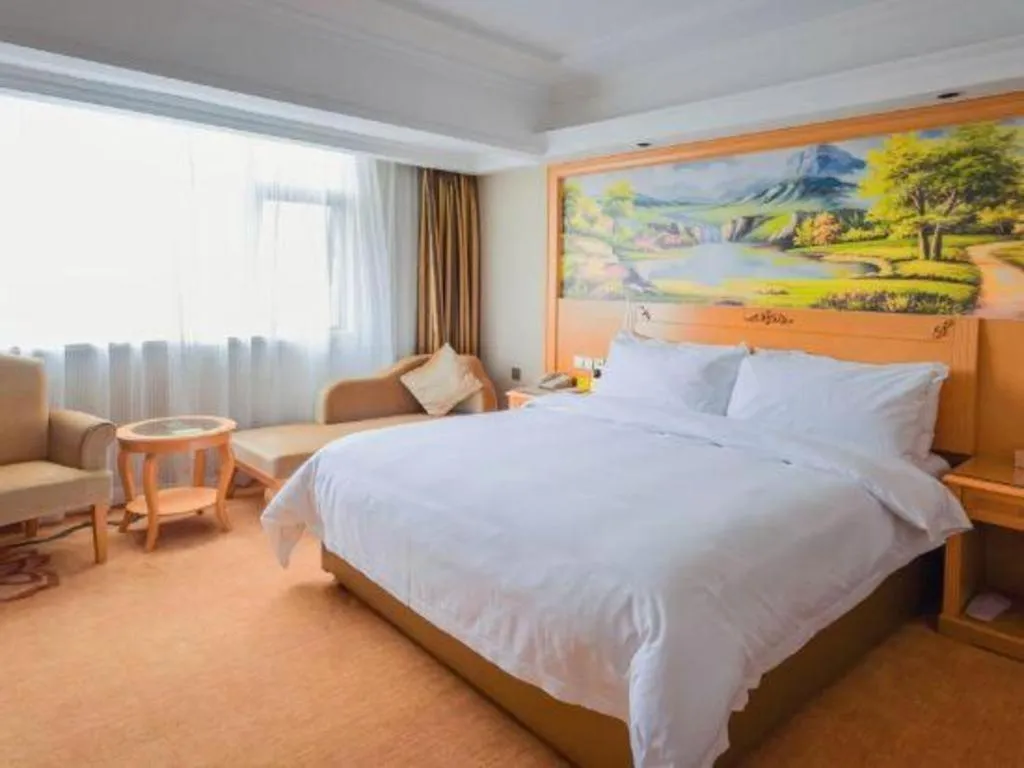 Bed in Vienna Hotel Guangxi Guilin Yongfu Station