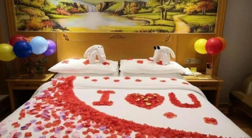 Bed in Vienna Hotel Guangxi Guilin Yongfu Station