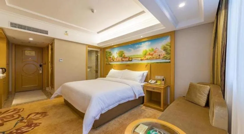 Bed in Vienna Hotel Guangxi Guilin Yongfu Station