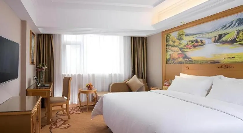 Bed in Vienna Hotel Guangxi Guilin Yongfu Station