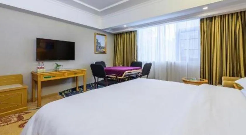 Bed in Vienna Hotel Guangxi Guilin Yongfu Station