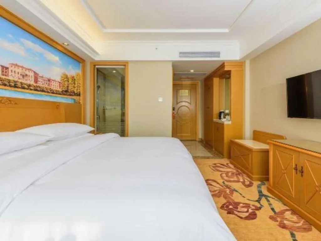 Bed in Vienna Hotel Guangxi Guilin Yongfu Station