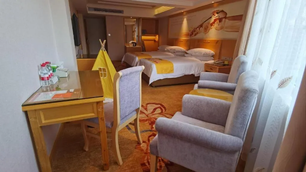 Bed in Vienna Hotel Guangxi Hezhou Guposhan Suifeng