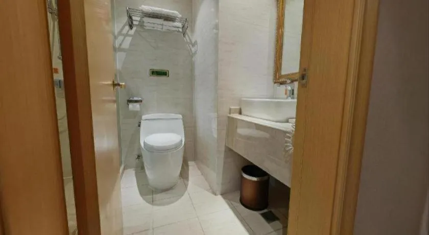 Vienna Hotel Guangxi Hezhou Guposhan Suifeng