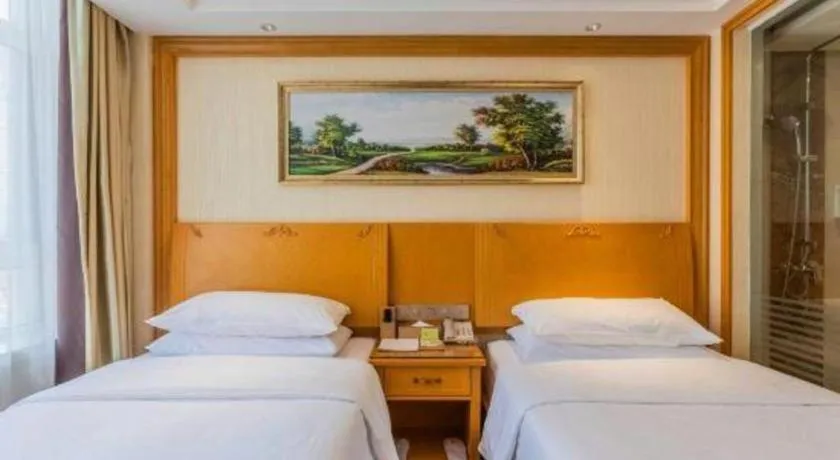 Bed in Vienna Hotel Shenyang Central Street