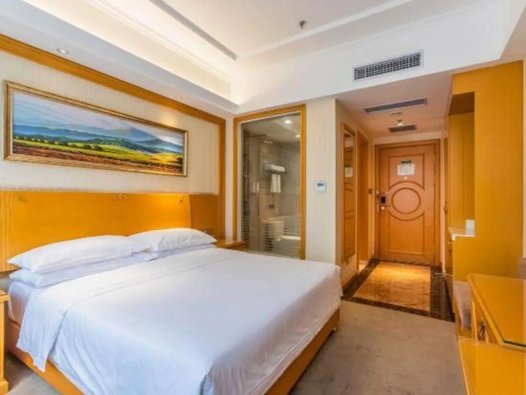 Bed in Vienna Hotel Shenyang Central Street