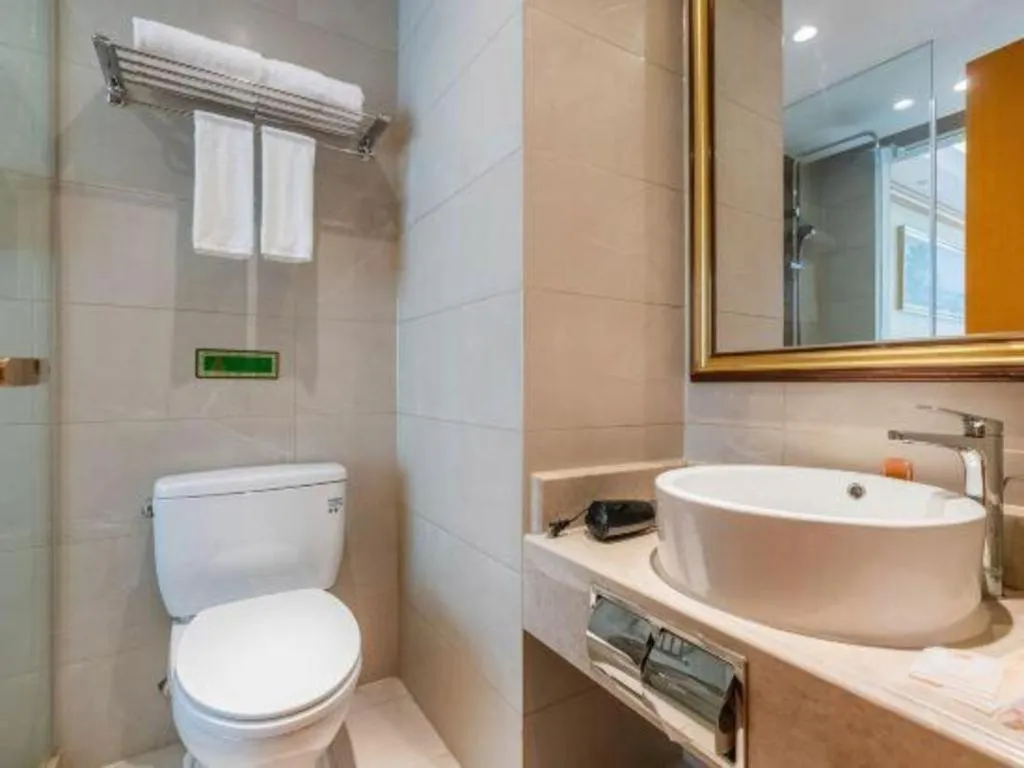 Vienna Hotel Shenyang Central Street