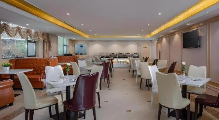 Vienna Hotel Guizhou Liupanshui Shuicheng Ancient Town