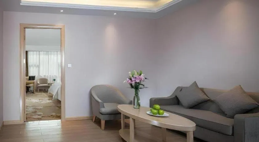 Vienna Hotel Guizhou Liupanshui Shuicheng Ancient Town