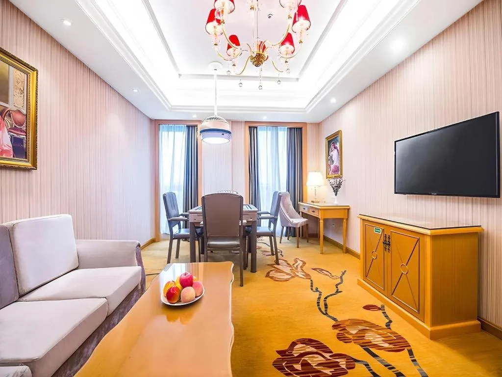Vienna Hotel Hunan Yueyang Linxiang