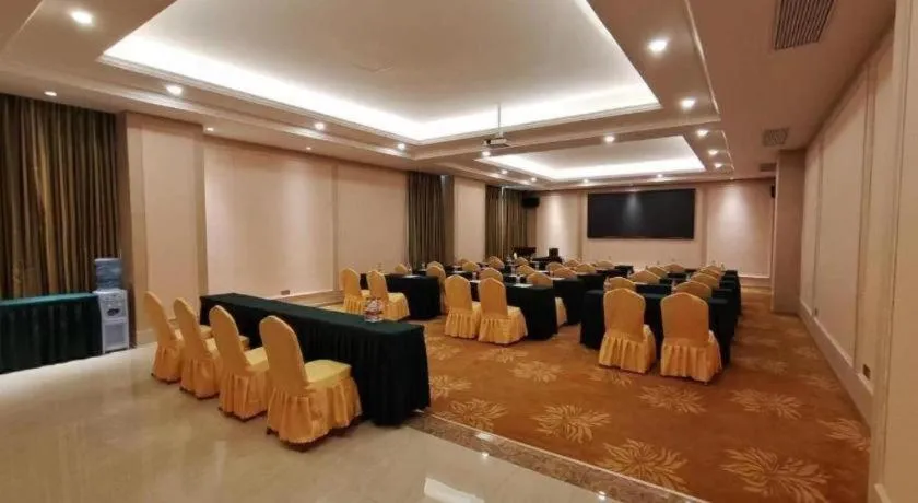 Vienna Hotel Guangdong Huizhou High-Speed North Railway Station Xiaojinkou