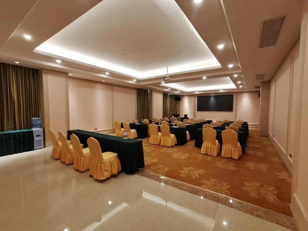 Vienna Hotel Guangdong Huizhou High-Speed North Railway Station Xiaojinkou