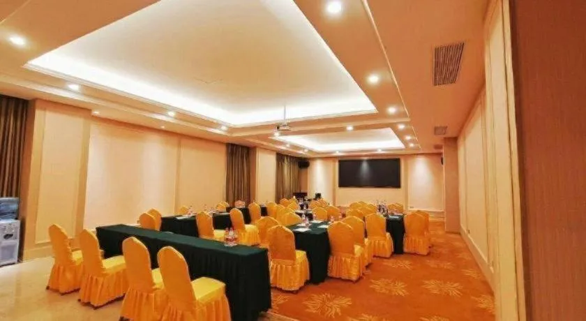 Vienna Hotel Guangdong Huizhou High-Speed North Railway Station Xiaojinkou