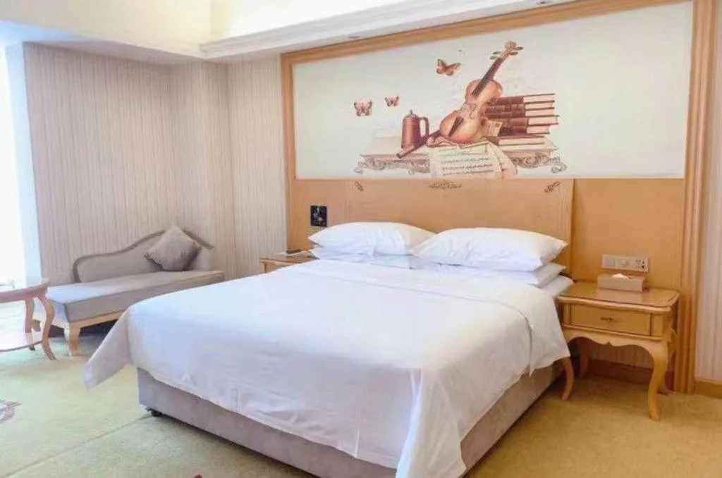 Bed in Vienna Hotel Henan Luoyang Jiudu Road Wanda