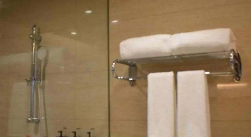 Vienna Hotel Jiangsu Zhangjiagang Passenger Terminal Station