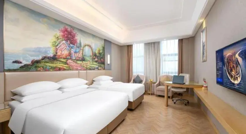 Bed in Vienna Hotel Jiangsu Zhangjiagang Passenger Terminal Station Bed in Vienna Hotel Jiangsu Zhangjiagang Passenger Terminal Station