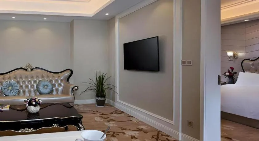 Vienna Hotel Jiangsu Zhangjiagang Passenger Terminal Station