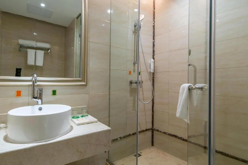 Vienna Hotel Jiangsu Zhangjiagang Passenger Terminal Station