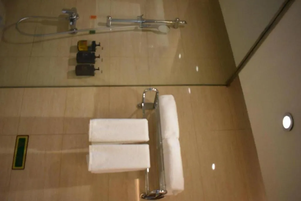 Vienna Hotel Jiangsu Zhangjiagang Passenger Terminal Station