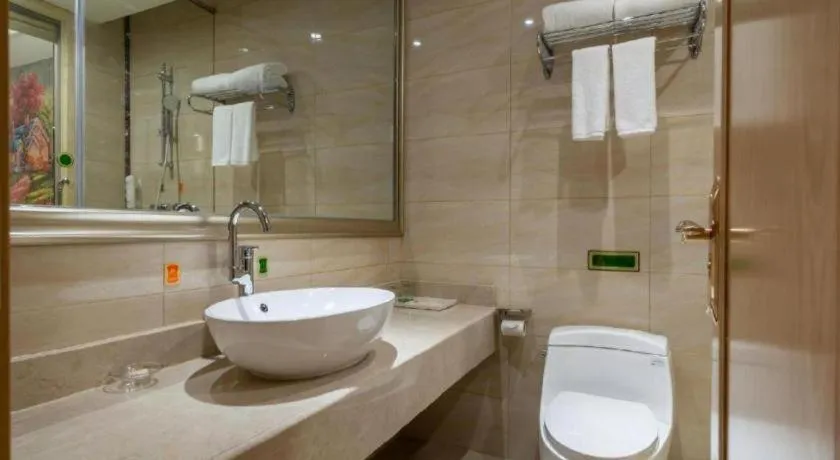 Vienna Hotel Jiangsu Zhangjiagang Passenger Terminal Station