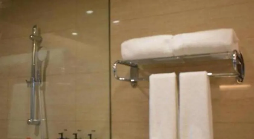 Vienna Hotel Jiangsu Zhangjiagang Passenger Terminal Station