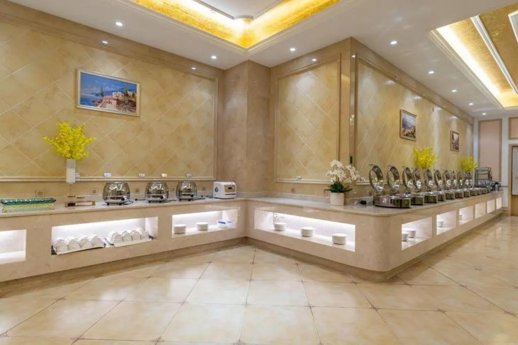 Vienna Hotel Jiangsu Zhangjiagang Passenger Terminal Station