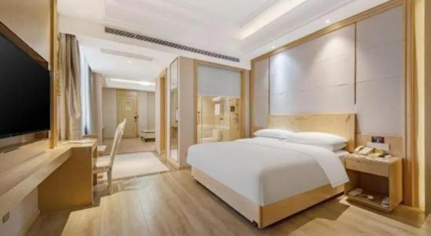 Bed in Vienna Hotel Jiangsu Kunshan Qiandeng Town